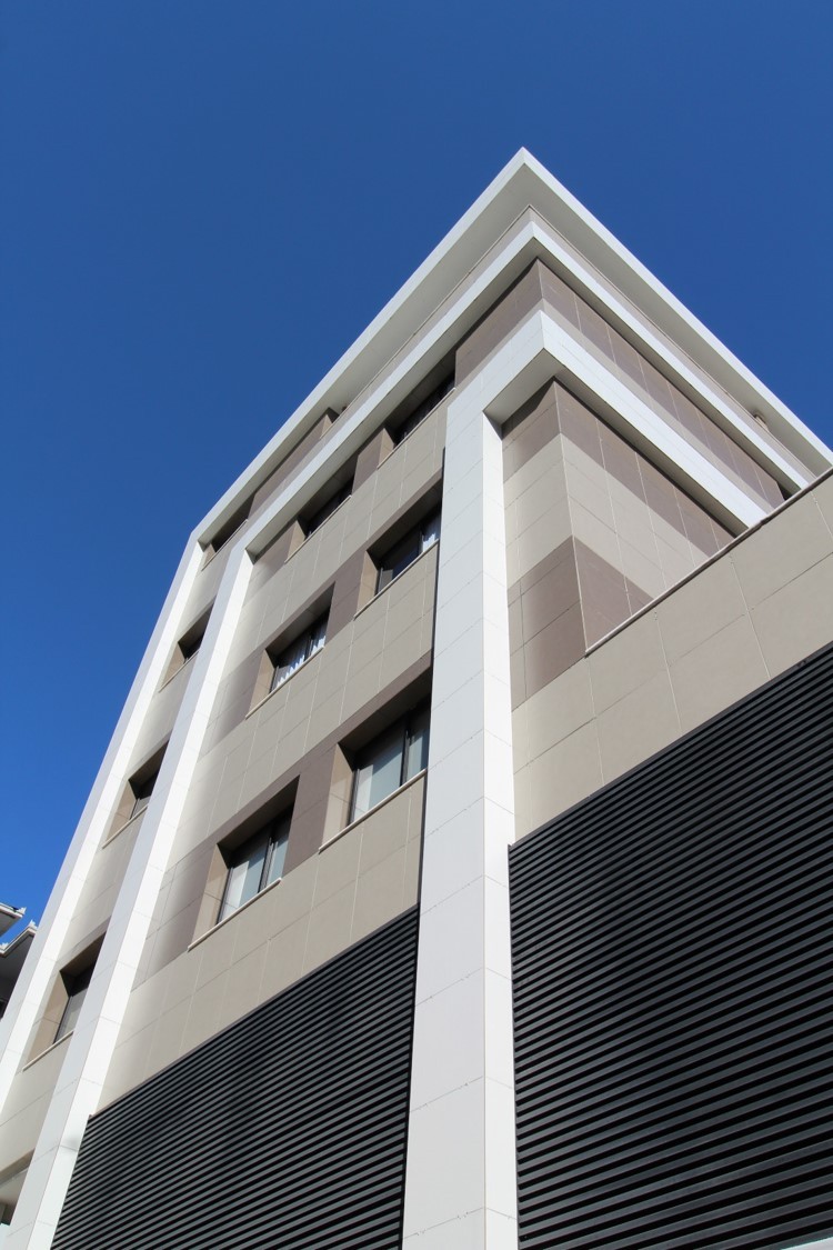 Antero da Silveira Henrique Hoffman00 Capa 1920x1920 1 - Henrique Hoffman