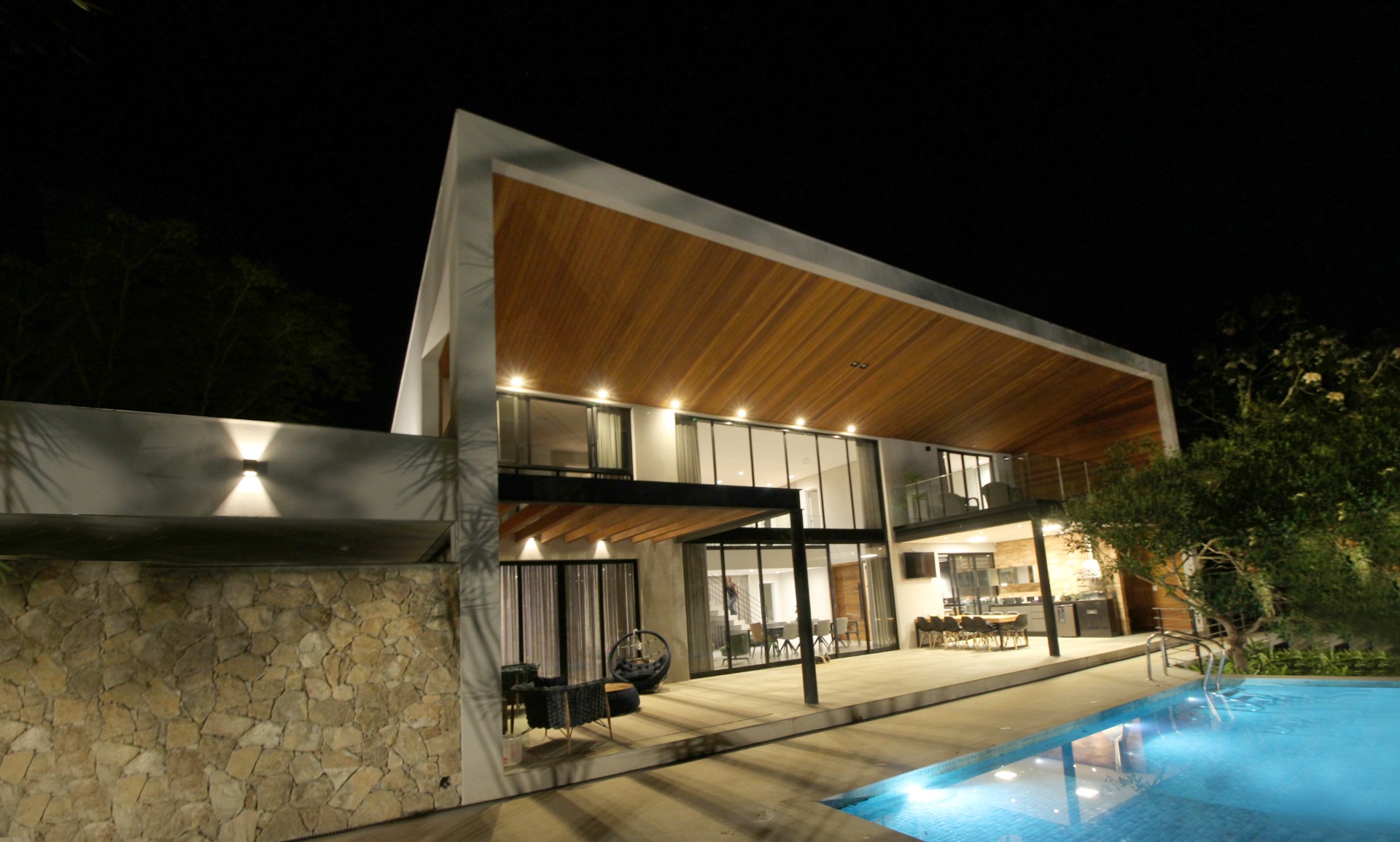 Casa Jambreiro Henrique Hoffman1 1920x1920 1 - Henrique Hoffman