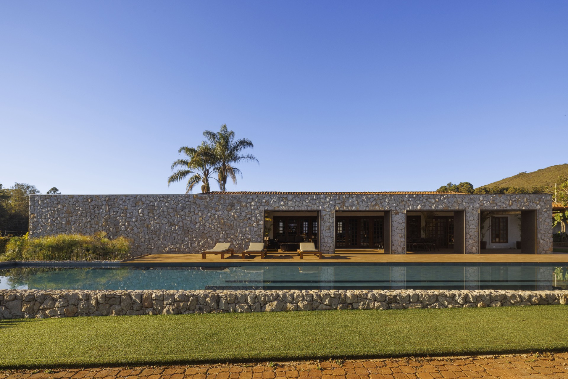 Casa Miguelao Henrique Hoffman BFR9492 1920x1920 1 - Henrique Hoffman