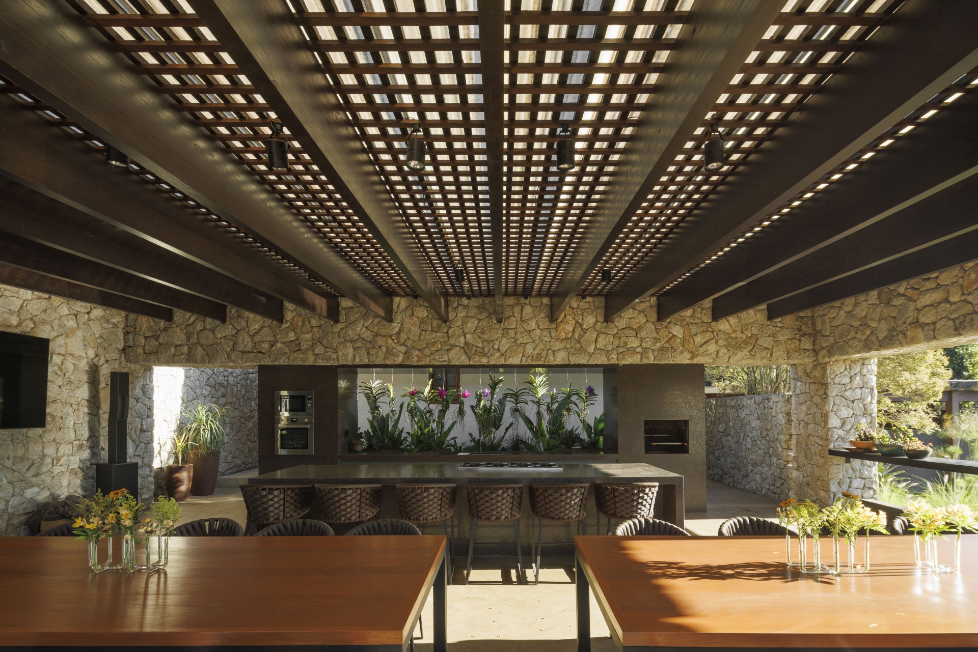 Casa Miguelao Henrique Hoffman BFR9516 1920x1920 1 - Henrique Hoffman