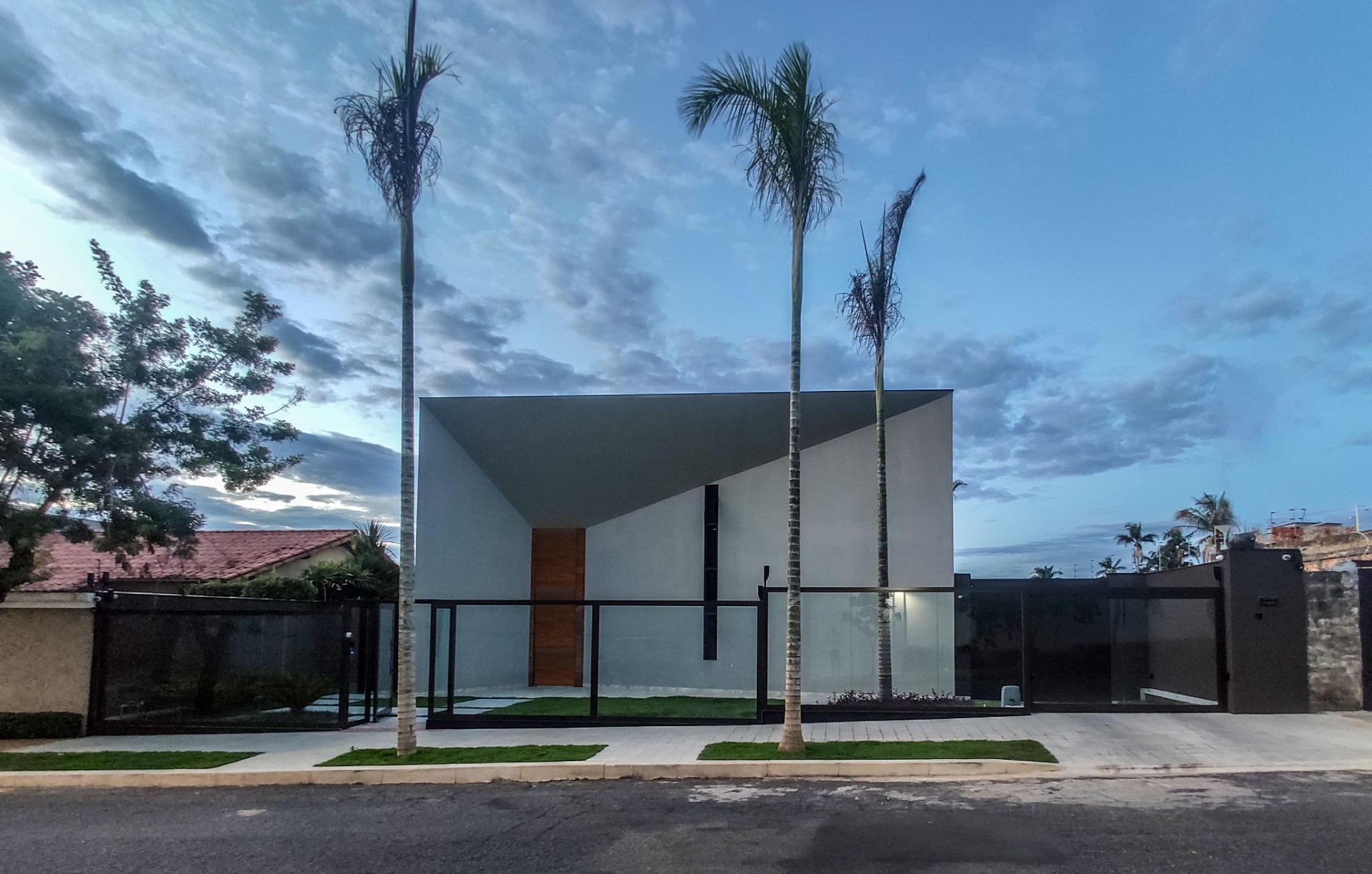 Casa Origami Henrique Hoffman01 1920x1920 1 - Henrique Hoffman