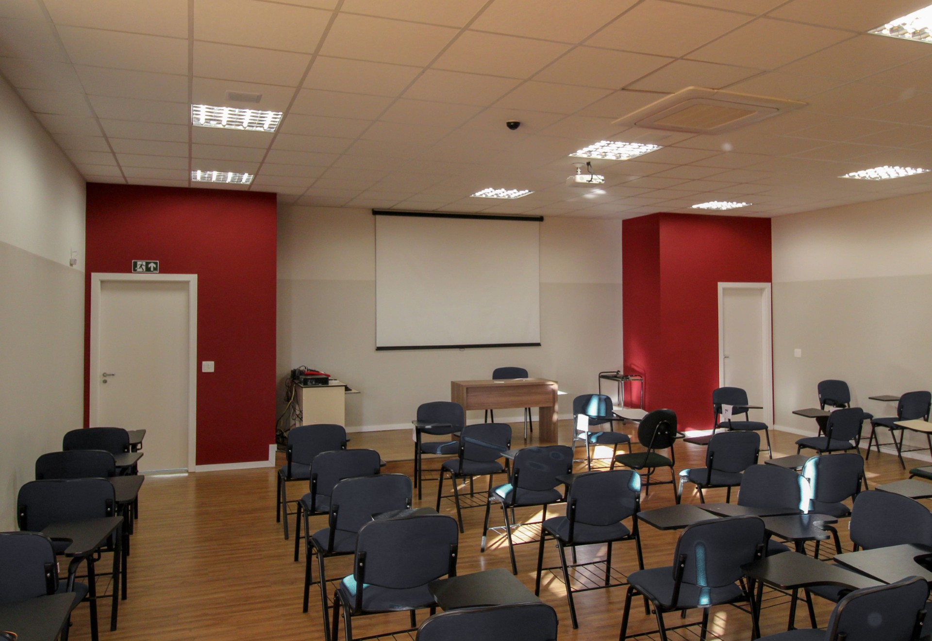 Salas de Aula FAME Henrique Hoffman 3 1920x1920 1 - Henrique Hoffman