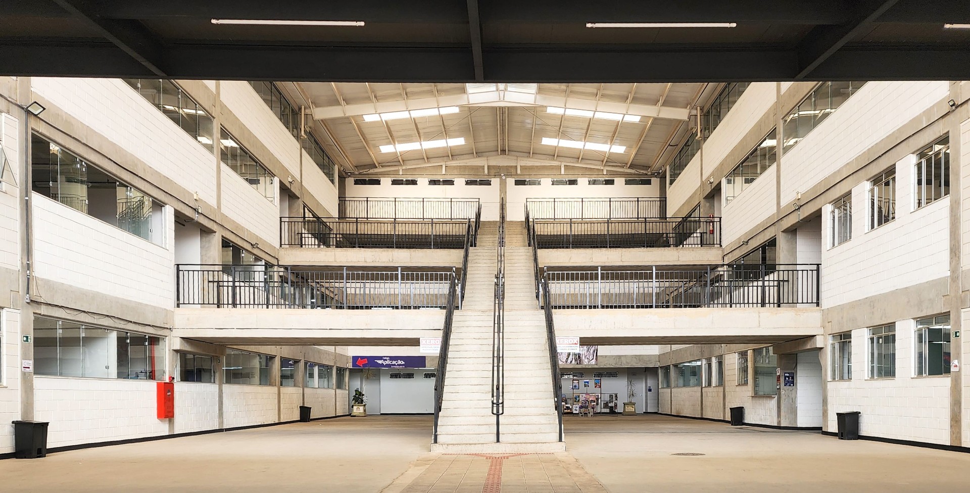 Universidade Unipac Henrique Hoffman 02 1920x1920 1 - Henrique Hoffman